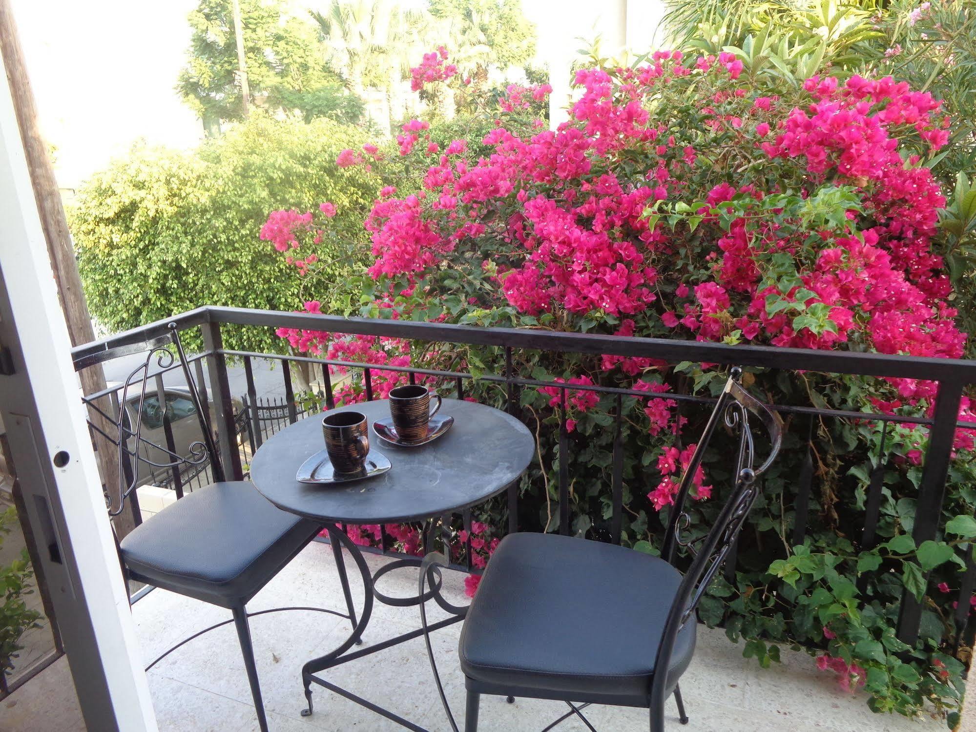 Irene'S Apartments Limassol Ngoại thất bức ảnh