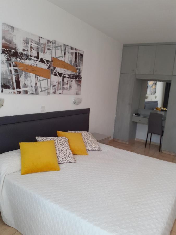 Irene'S Apartments Limassol Ngoại thất bức ảnh