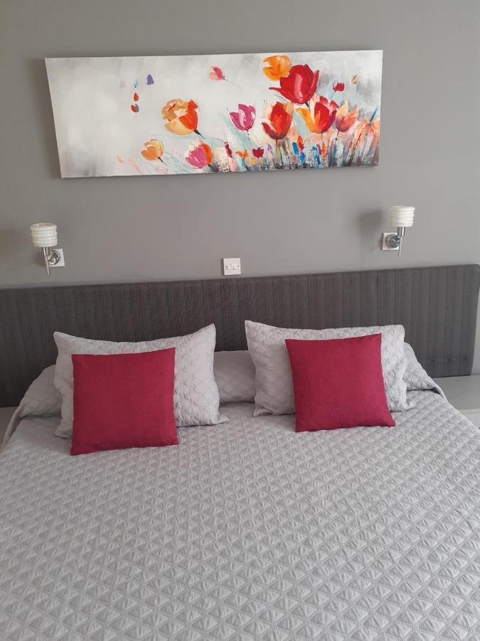 Irene'S Apartments Limassol Ngoại thất bức ảnh