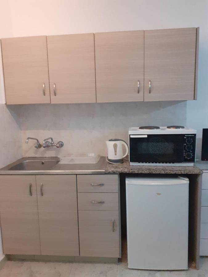 Irene'S Apartments Limassol Ngoại thất bức ảnh